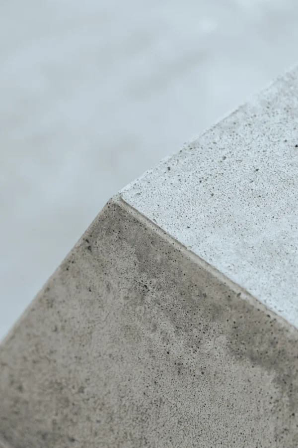 Roos Groep - Prefab beton - Geleideblok 75x50x52