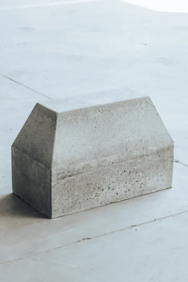 Roos Groep - Prefab beton - Geleideblok 75x50x52