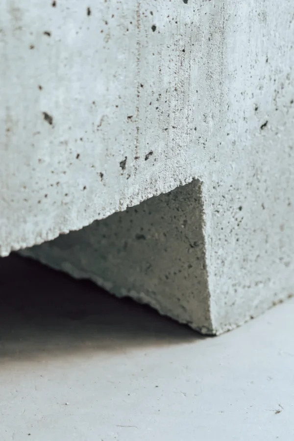 Roos Groep - Prefab beton - Jumboblok lepelgaten 90x45x45