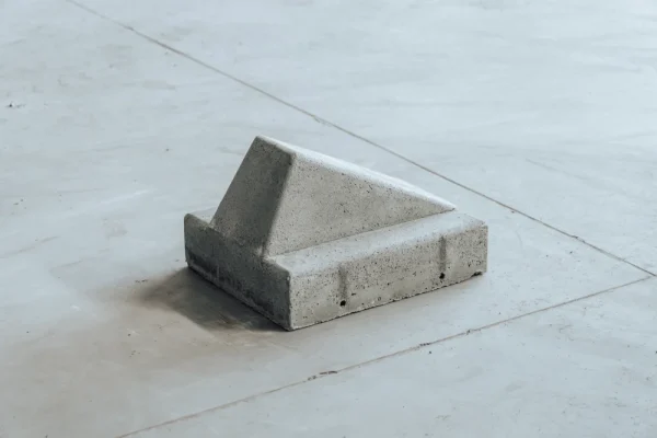 Roos Groep - Prefab beton - Schampblok 60x50x40