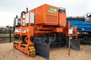 Roos Groep eerste elektrische betonmachine ter wereld. 